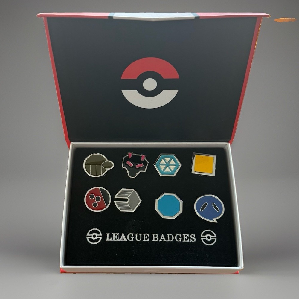 Pokemon Cosplay Johto League Gym Badges Set 8Pcs Metal Pins In Box Collection